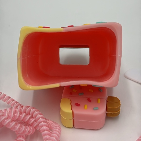 NWOT Ice Cream Design Charger Cover & Spiral Data Cable Protector Set - Picture 3 of 9